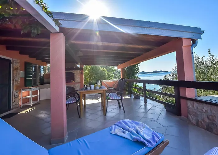 Сasa de vacaciones House Vapor Pašman