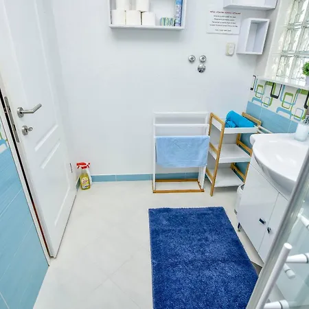 House Vapor Semesterbostad Pašman